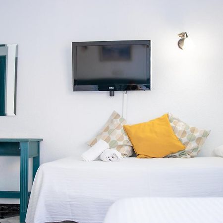 Hotel Agur Фуeнхирола Екстериор снимка