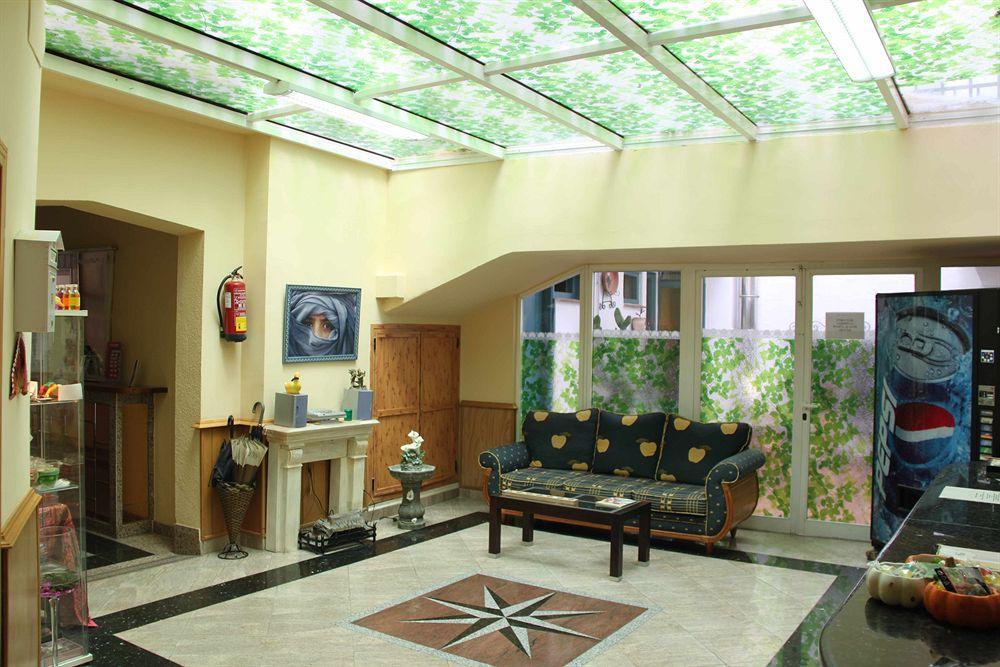 Hotel Agur Фуeнхирола Екстериор снимка